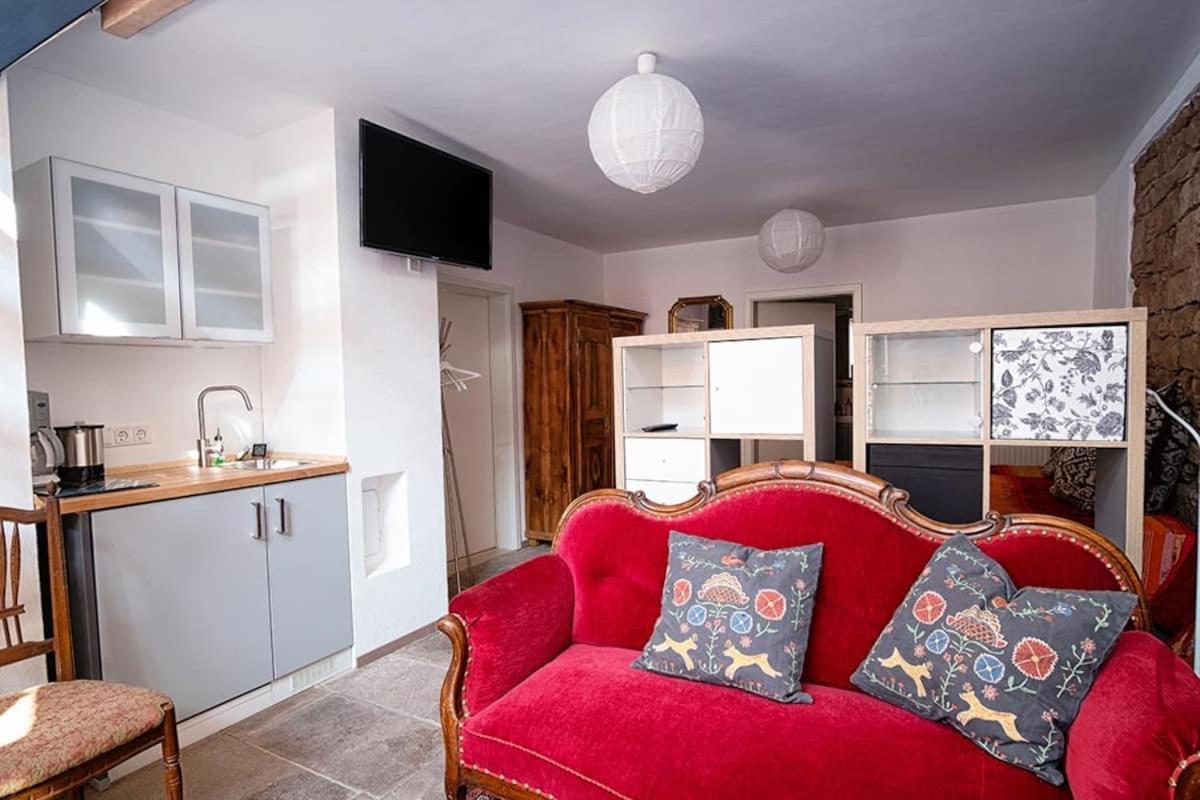 Moderne Wohnung Mit Studio In Bauernhausscheune Am See Biersdorf am See Exterior photo