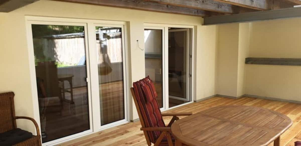 Moderne Wohnung Mit Studio In Bauernhausscheune Am See Biersdorf am See Exterior photo